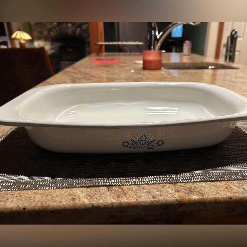Corning Ware Cornflower Blue “Flame” #P-21 13”x9”x2” deep Open Roaster. No chips